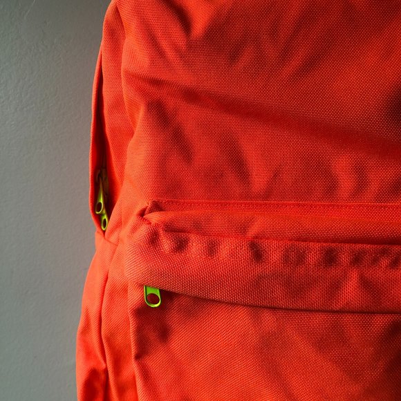 AMERICAN APPAREL - NYLON BACKPACK + TEA TIME PIN - Picture 3 of 8